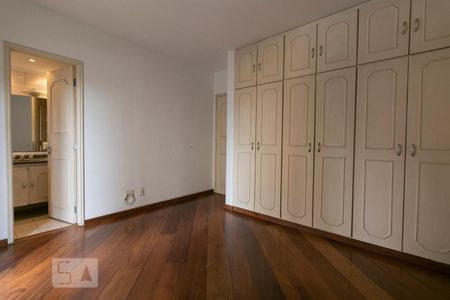 Suíte de apartamento para alugar com 2 quartos, 72m² em Vila Gomes Cardim, São Paulo