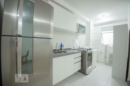 cozinha de apartamento para alugar com 2 quartos, 48m² em Jardim Ibirapuera, Campinas