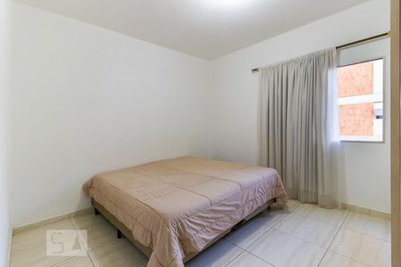 Quarto de apartamento à venda com 1 quarto, 57m² em Cambuí, Campinas