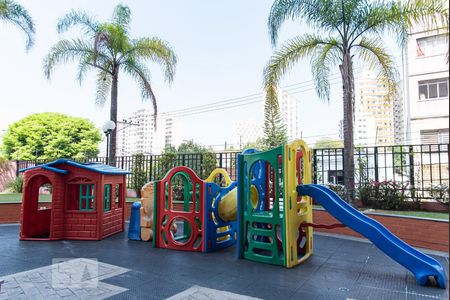 Apartamento para alugar com 72m², 3 quartos e 1 vaga Apartamento para alugar com 72m², 3 quartos e 1 vagaPlayground