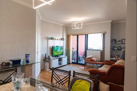 Apartamento para alugar com 72m², 3 quartos e 1 vaga Apartamento para alugar com 72m², 3 quartos e 1 vagaSala