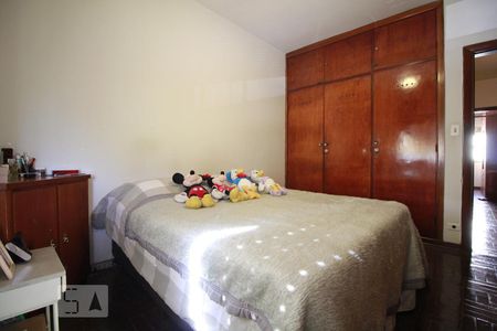 Quarto de casa à venda com 5 quartos, 450m² em Cambuci, São Paulo