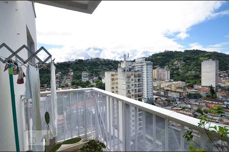 Varanda de apartamento à venda com 2 quartos, 75m² em Santa Rosa, Niterói