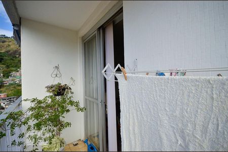 Varanda de apartamento à venda com 2 quartos, 75m² em Santa Rosa, Niterói