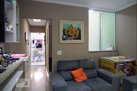 Sala de casa à venda com 3 quartos, 170m² em Jardim São Nicolau, São Paulo