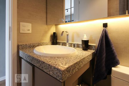 Studio para alugar com 40m², 1 quarto e 1 vaga Studio para alugar com 40m², 1 quarto e 1 vagaBanheiro