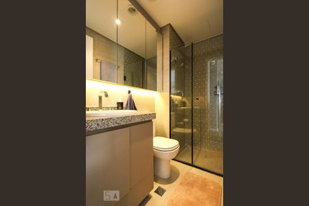 Studio para alugar com 40m², 1 quarto e 1 vaga Studio para alugar com 40m², 1 quarto e 1 vagaBanheiro