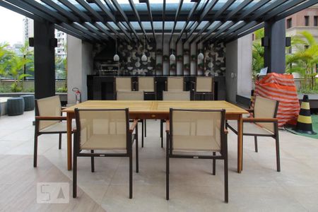 Studio para alugar com 40m², 1 quarto e 1 vaga Studio para alugar com 40m², 1 quarto e 1 vagaÁrea comum - Churrasqueira