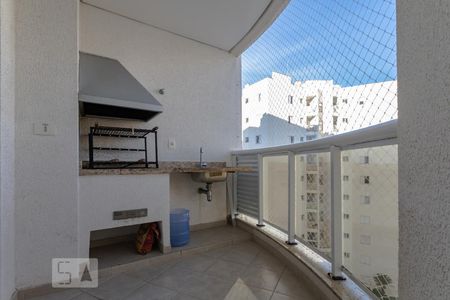 Sacada de apartamento para alugar com 2 quartos, 69m² em Loteamento Mogilar, Mogi das Cruzes