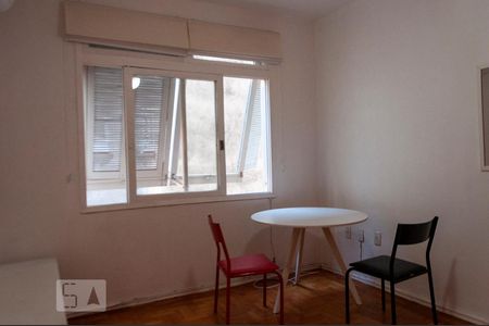 Sala de apartamento para alugar com 1 quarto, 42m² em Santana, Porto Alegre