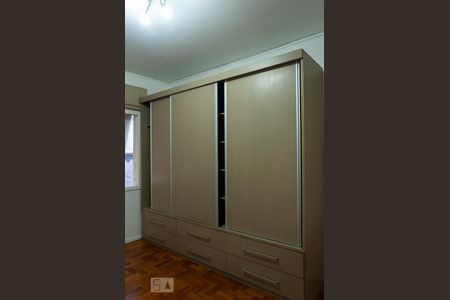 Quarto de apartamento para alugar com 1 quarto, 42m² em Santana, Porto Alegre