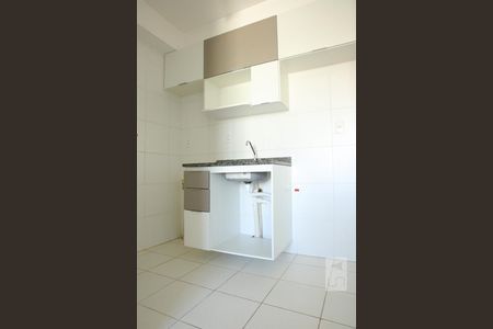 Cozinha de apartamento à venda com 1 quarto, 33m² em Liberdade, São Paulo