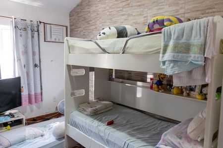 Casa à venda com 600m², 7 quartos e 2 vagas Casa à venda com 600m², 7 quartos e 2 vagasQuarto 6