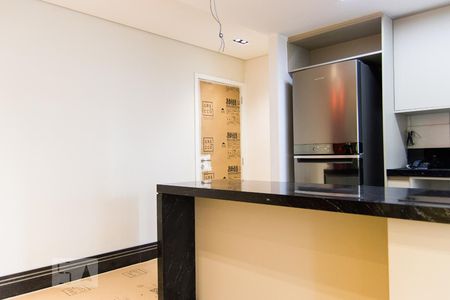 Sala de apartamento à venda com 2 quartos, 65m² em Vila Curuca, Santo André