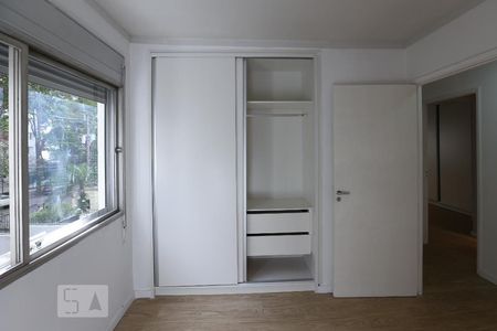 Quarto de apartamento para alugar com 3 quartos, 144m² em Itaim Bibi, São Paulo