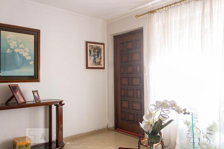 Sala de Estar de casa de condomínio à venda com 2 quartos, 100m² em Vila Elvira, São Paulo