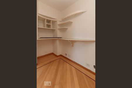 Sala de apartamento à venda com 3 quartos, 131m² em Pompeia , São Paulo