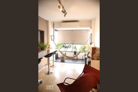 Sala de apartamento à venda com 2 quartos, 98m² em Centro Histórico, Porto Alegre