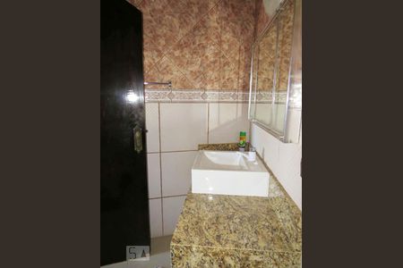 Banheiro Social de casa à venda com 3 quartos, 170m² em Vila Nova Mazzei, São Paulo