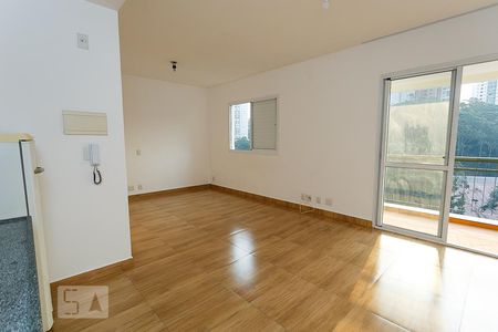 Studio para alugar com 32m², 1 quarto e 1 vagaKitnet