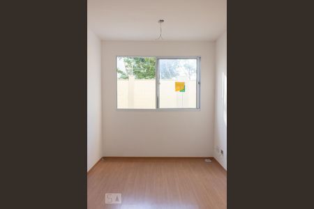 Sala de apartamento para alugar com 2 quartos, 45m² em Campo Grande, Rio de Janeiro