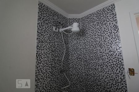 Banheiro social de apartamento para alugar com 1 quarto, 40m² em Vila Helena, São Bernardo do Campo