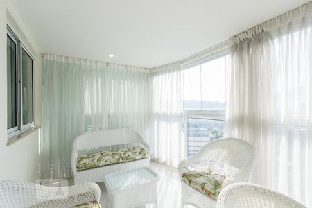 Varanda de apartamento para alugar com 2 quartos, 81m² em Barra da Tijuca, Rio de Janeiro