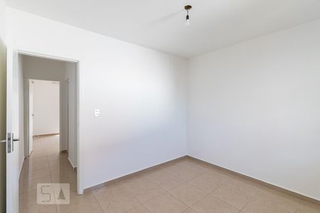 Quarto 1 de casa de condomínio para alugar com 2 quartos, 168m² em Vila Domitila, São Paulo