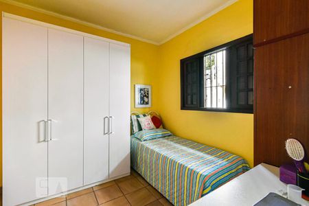 Quarto 2 de casa para alugar com 2 quartos, 61m² em Pinheiros, São Paulo