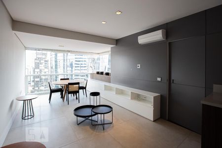 Sala de apartamento à venda com 1 quarto, 60m² em Itaim Bibi, São Paulo