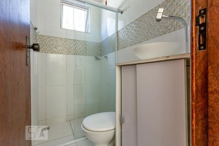 Banheiro de apartamento à venda com 2 quartos, 48m² em Copacabana, Belo Horizonte