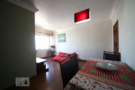 Apartamento para alugar com 75m², 3 quartos e 1 vagaSala 