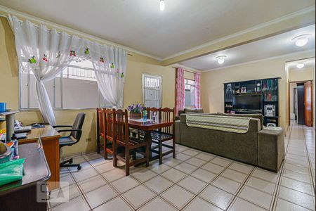 Sala de casa à venda com 4 quartos, 300m² em Jardim Vergueiro (sacomã), São Paulo