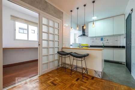 Sala de apartamento para alugar com 2 quartos, 79m² em Paraíso, São Paulo