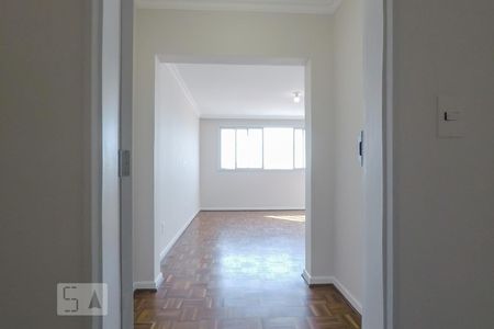 Entrada de apartamento para alugar com 3 quartos, 121m² em Liberdade, São Paulo