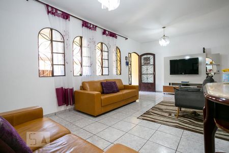 Sala de Estar de casa à venda com 4 quartos, 82m² em Jardim Rossin, São Paulo