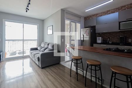 Sala/Cozinha de apartamento para alugar com 2 quartos, 66m² em Jardim Flor da Montanha, Guarulhos