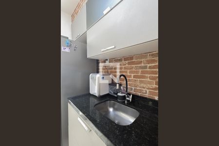 Sala/Cozinha de apartamento para alugar com 2 quartos, 66m² em Jardim Flor da Montanha, Guarulhos