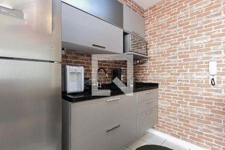 Sala/Cozinha de apartamento para alugar com 2 quartos, 66m² em Jardim Flor da Montanha, Guarulhos