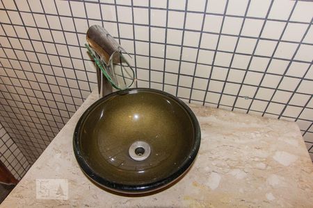 Lavabo de casa à venda com 3 quartos, 256m² em Parque Maria Luiza, São Paulo