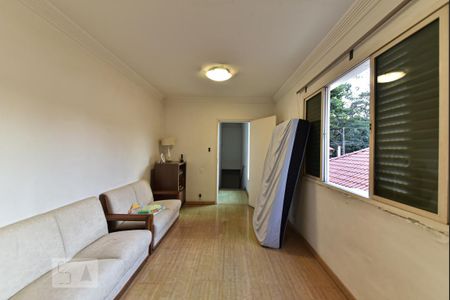 Casa para alugar com 550m², 4 quartos e 6 vagas Casa para alugar com 550m², 4 quartos e 6 vagasSala de Vídeo 2