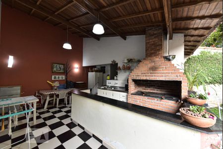 Casa para alugar com 550m², 4 quartos e 6 vagas Casa para alugar com 550m², 4 quartos e 6 vagasChurrasqueira