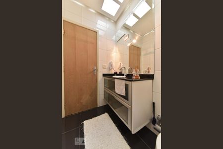 Casa para alugar com 550m², 4 quartos e 6 vagas Casa para alugar com 550m², 4 quartos e 6 vagasLavabo