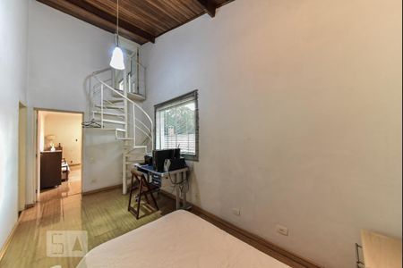 Casa para alugar com 550m², 4 quartos e 6 vagas Casa para alugar com 550m², 4 quartos e 6 vagasBanheiro da Suíte 2