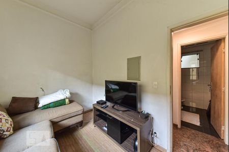 Casa para alugar com 550m², 4 quartos e 6 vagas Casa para alugar com 550m², 4 quartos e 6 vagasSala de Vídeo 1