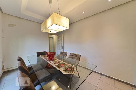 Casa para alugar com 550m², 4 quartos e 6 vagas Casa para alugar com 550m², 4 quartos e 6 vagasSala de Jantar