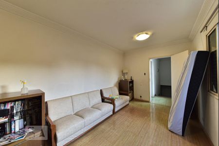 Casa para alugar com 550m², 4 quartos e 6 vagas Casa para alugar com 550m², 4 quartos e 6 vagasSala de Vídeo 2