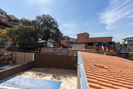 Vista da Sala de apartamento à venda com 3 quartos, 52m² em Parque Pinheiros, Taboão da Serra