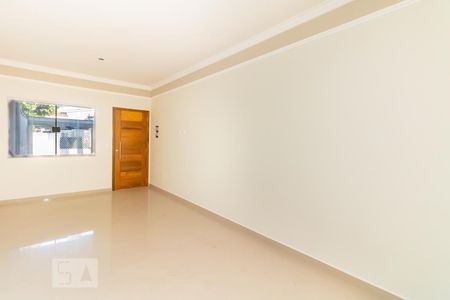 Casa à venda com 130m², 3 quartos e 2 vagasSala