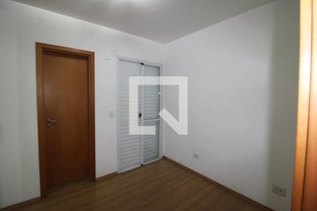 Quarto 1 de apartamento para alugar com 2 quartos, 57m² em Santa Teresinha, São Paulo